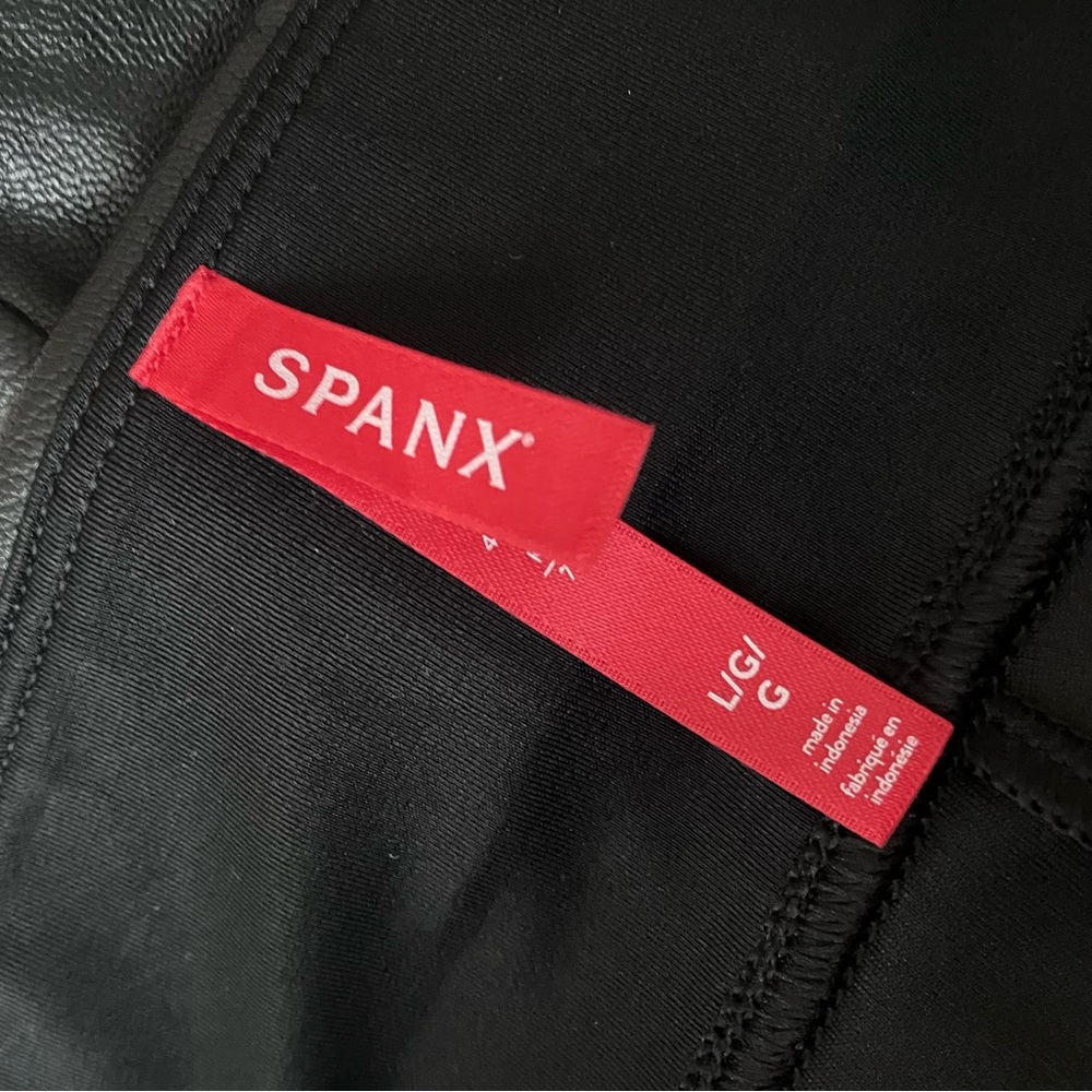 SPANX Faux Leather Leggings, L - Picture 5 of 6